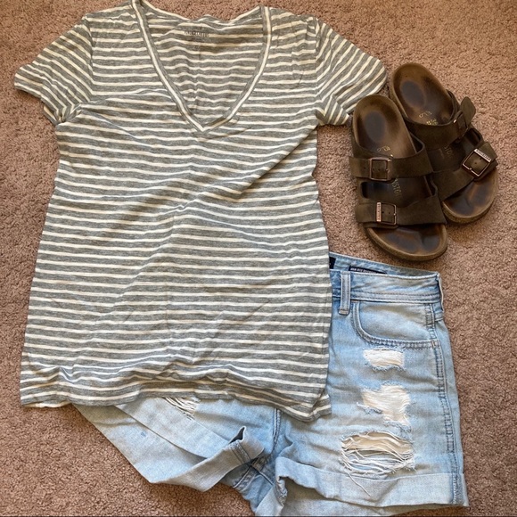 J. Crew Tops - J. Crew Vintage Cotton V-neck Tee